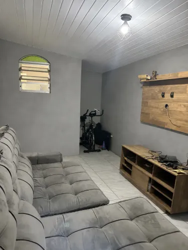 Alugo casa 2 quartos com Água, Luz e internet inclusa