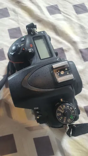 Câmera fotográfica profissional Nikon D750