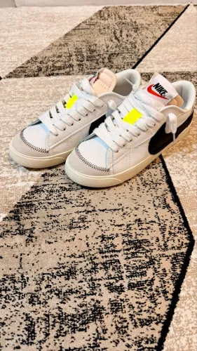 Tênis Nike blazer jumbo