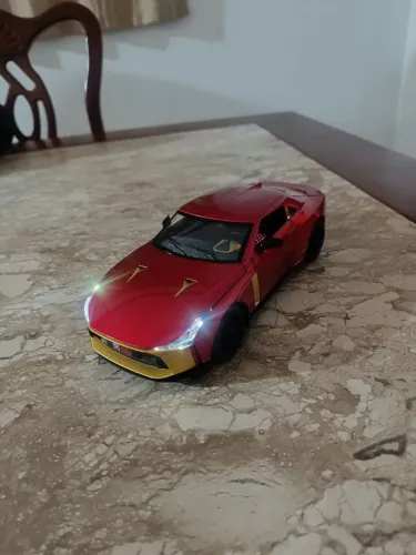 Miniatura 1:24 Nissan GT -r50