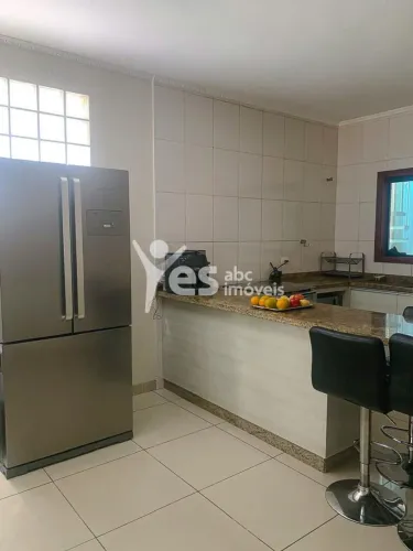 Sobrado para locação com 174m² em Santo André, Vila Apiaí REF: 18973