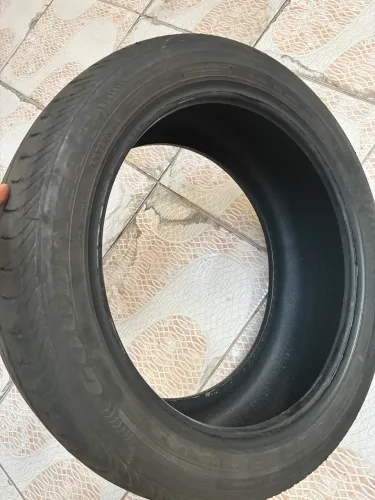 2 pneus meia vida 225/45/17