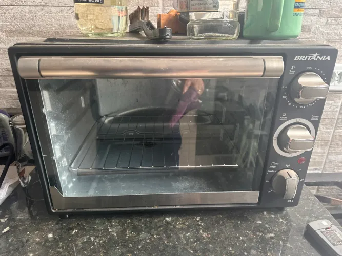 Forno elétrico Britânia 