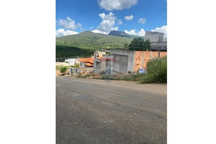 Terreno Residencial Vitoria : Invista em Capitólio!