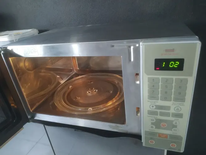 Microondas Brastemp inox 30l