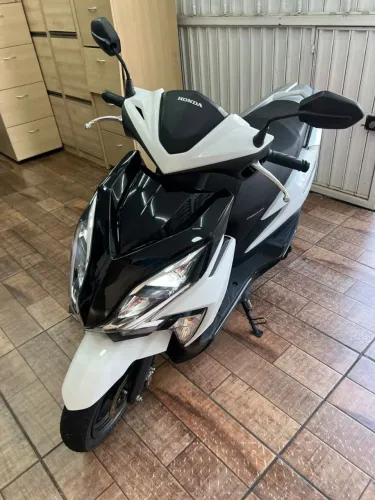 Honda elite 125