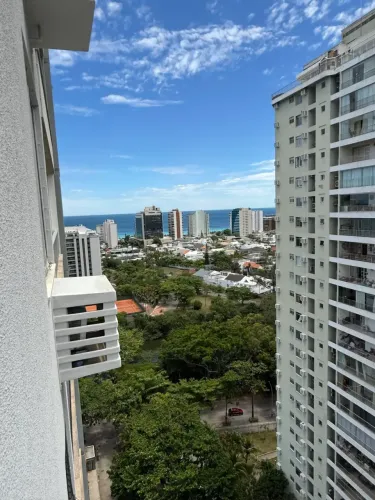Apartamento 2 quartos com varanda no Condomínio Rosa do Sol Barra da Tijuca