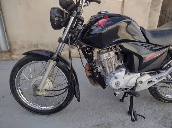 Vende-se Fan 125