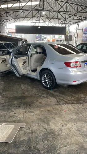 Toyota Corolla Altis 2.0 Flex 16V Aut. 2012