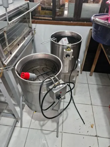 PooLFritadeira a óleo industrial