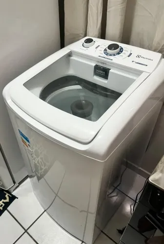 Lavadora de Roupa Electrolux LED 09