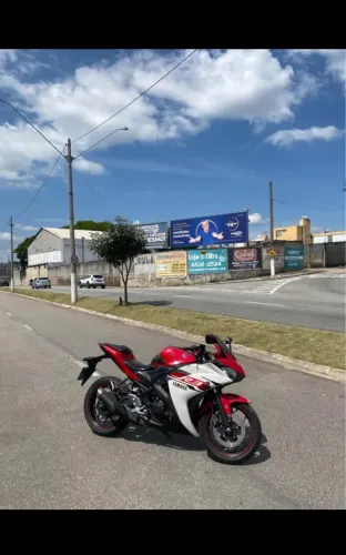 Yamaha YZF R-3 321 2016