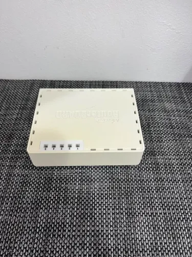 Roteador Mikrotik Routerboard Rb750 (Usado)