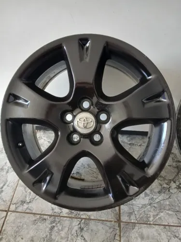 Rodas Toyota 16