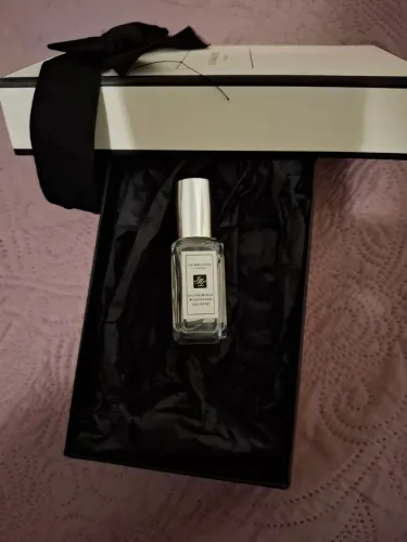 JO MALONE INGLISH PEAR FREESIA 