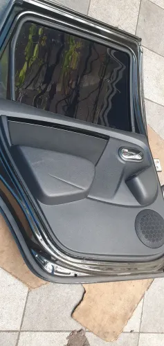 Portas Renault  Duster 2016 completa,  preta