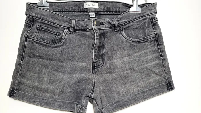 Shorts Calvin Klein feminino