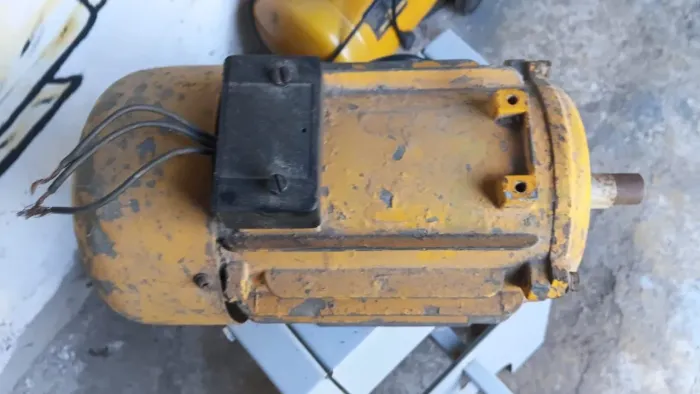 Motor 1.5 cv trifasico