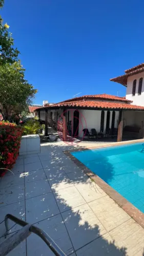 Casa em Vila de Abrantes - Camaçari , Bahia