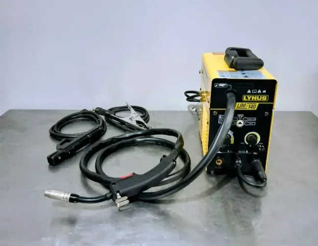 Máquina de Solda Inversora Multiprocesso MIG/TIG/MMA 140A Bivolt LYNUS-LIM140