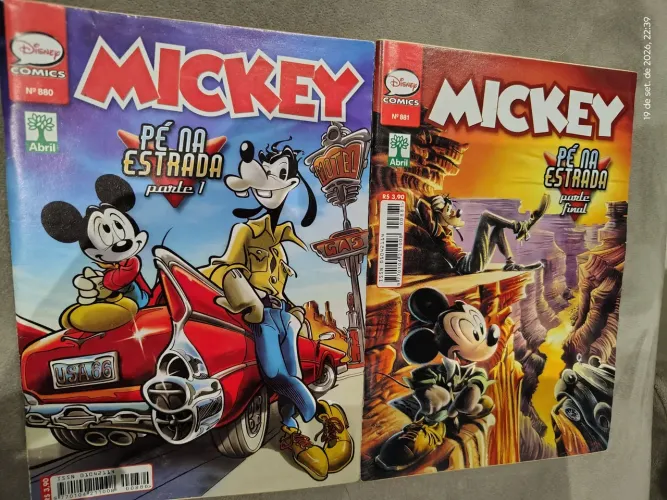 Lote com 7 gibis do Mickey com histórias selecionadas. Hq