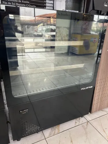 Vitrine Refrigerada Gourmet 94X57X115Cm Preta POLOFRIO - 220V