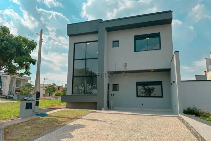 Sobrado à venda em Paulínia, São Bento, com 3 suítes, com 176.16 m²