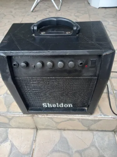 Caixa amplificada