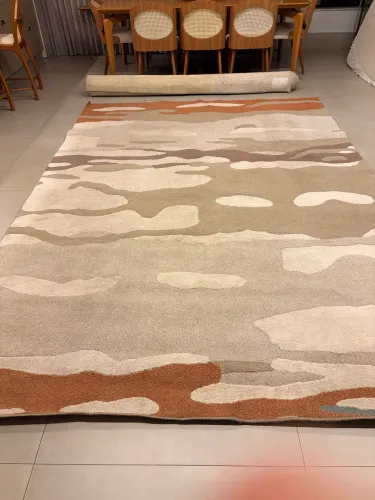 TAPETE DESIGNER ORGÂNICO - PEÇA ÚNICA