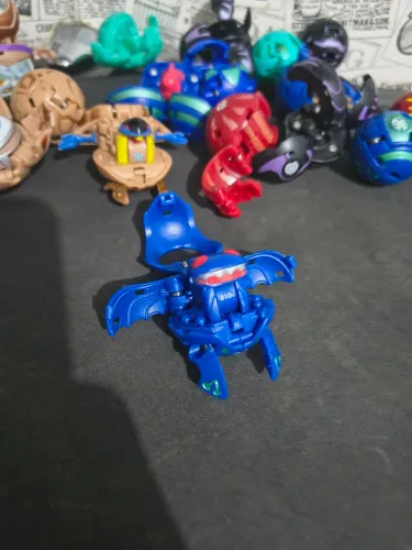 Aquos elfin com roleta de GS - Bakugan era clássica - em perfeito estado