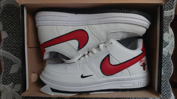 Nike AF1 Chicago bulls