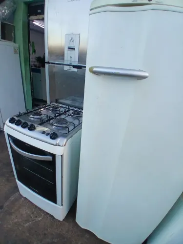 Geladeira fogão máquina 