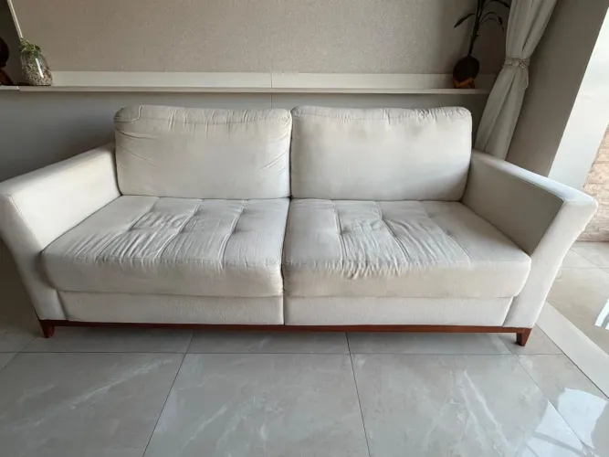 Sofá sala de estar off white