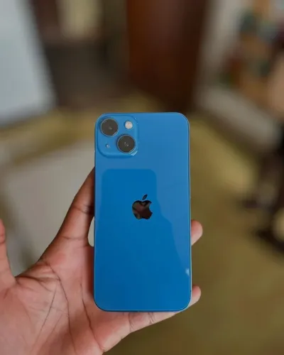 iPhone 13 semi novo 256GB bateria 100%