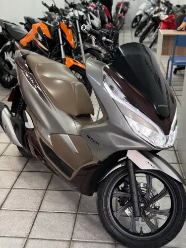 Honda Pcx DLX 2022