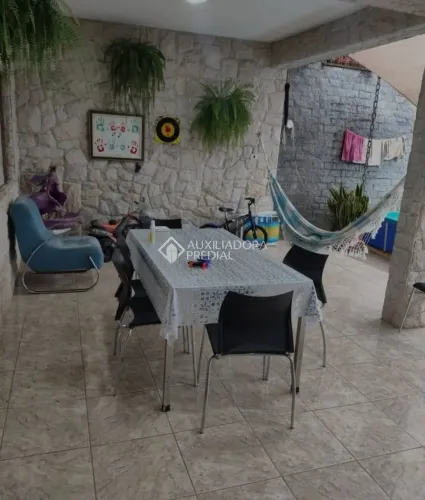 - Excelente Sobrado à Venda 3dormitorios em Santana - Ribeirão Pires/SP