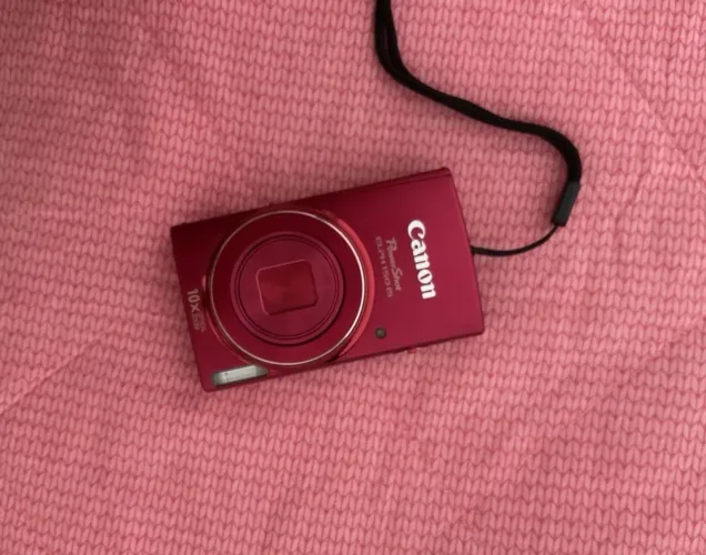 Canon Elph 150 IS