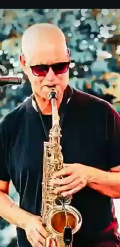 Aulas de saxofone e flauta transversal