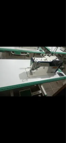 Vendo máquina Reta eletrônica modelo Bracob