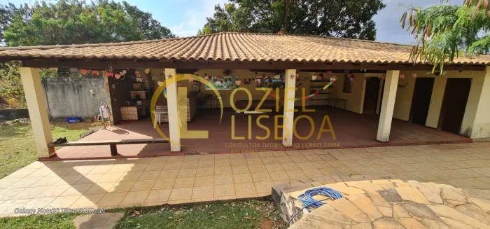 VENDO CHÁCARA 20.000m² INCRA 09 COM PISCINA CHURRASQUEIRA 2 CASAS GRANDES NA LAJE 500m DO 
