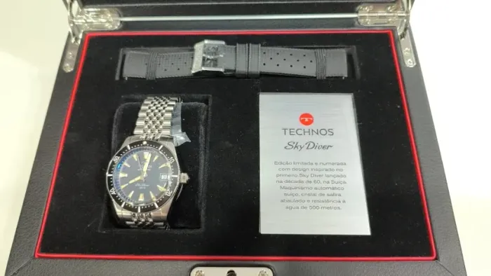 Technos Skydiver Automático 500M Edição Limitada nº. 464/700