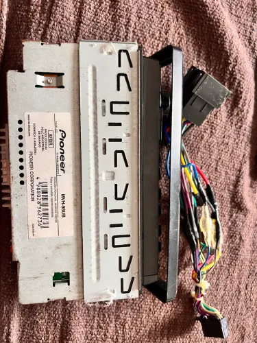 PIONEER MVH-98UB - USADO NOVO