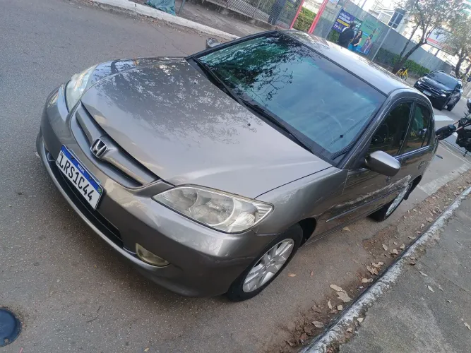 Honda Civic Sedan LXL 1.7 16V 130cv AUT 4P 2005
