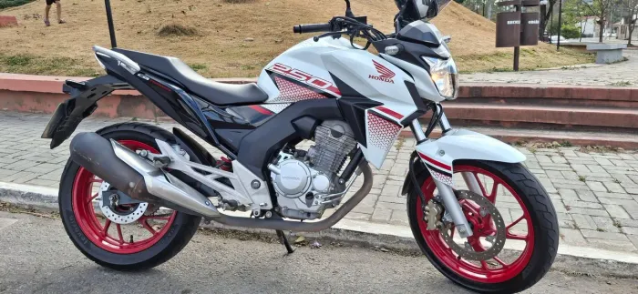 Cb twister Cb250f 2022