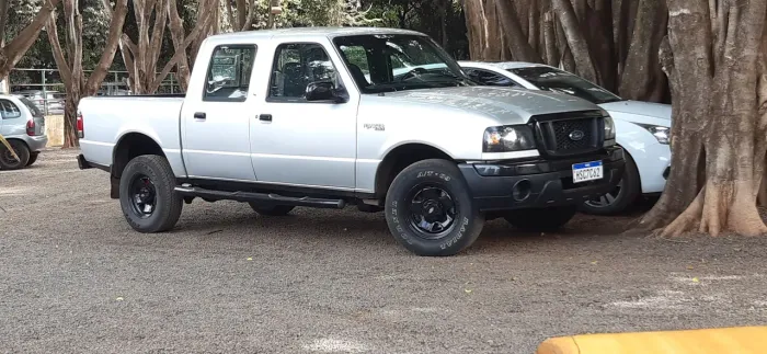Ford Ranger XLS 2.8 8V 135cv 4X2 CS TB Diesel 2004