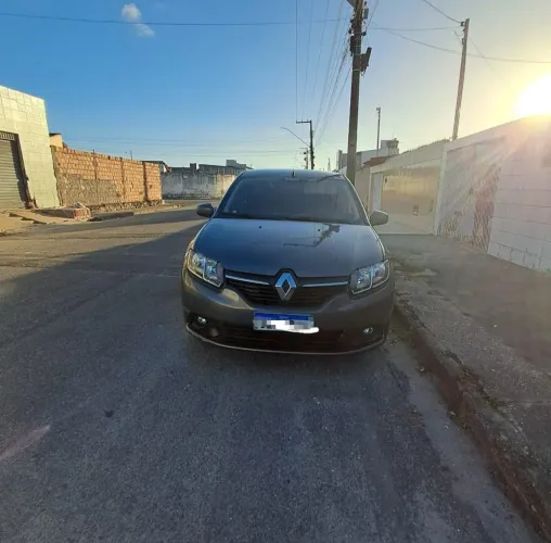 Renault Logan Expression Hi-flex 1.6 8V 4P 2014