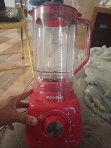 Vendo lidificador mundial novo uma vez só usado ele tá com ele leve quebradinho pega nomal