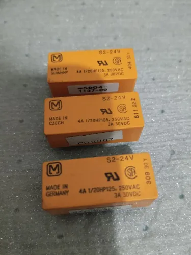 Relé Panasonic 24v 12 pinos S2-DC24V