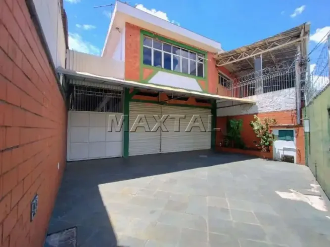 Galpão comercial na Região de Vila Mazzei para locação, com 325m², 4 banheiros e 10 vagas.