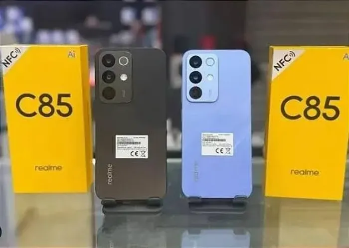 Celular Realme C85 256 GB + 8 GB RAM Novo